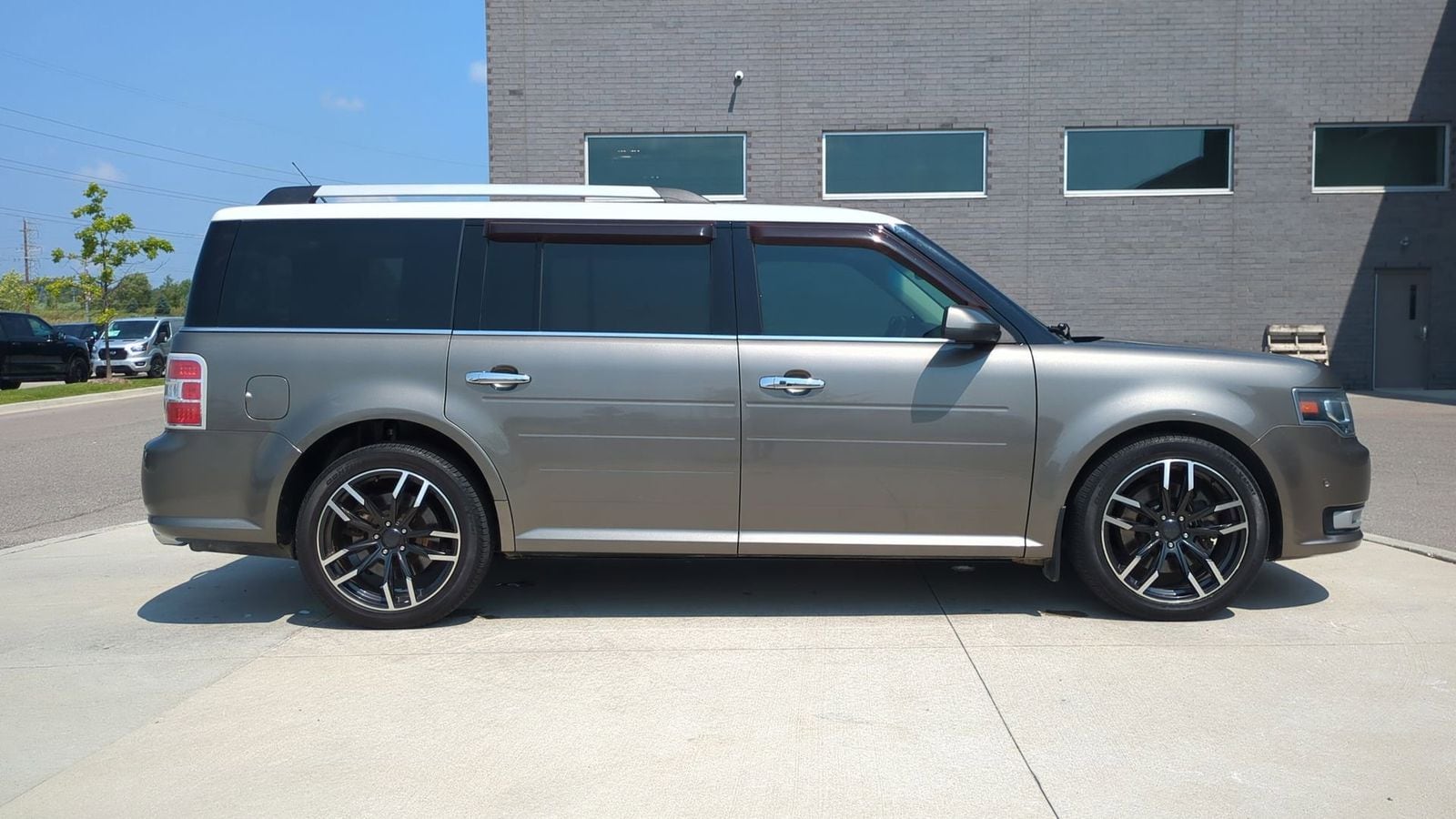 Thumbnail: 2014 Ford Flex - 8
