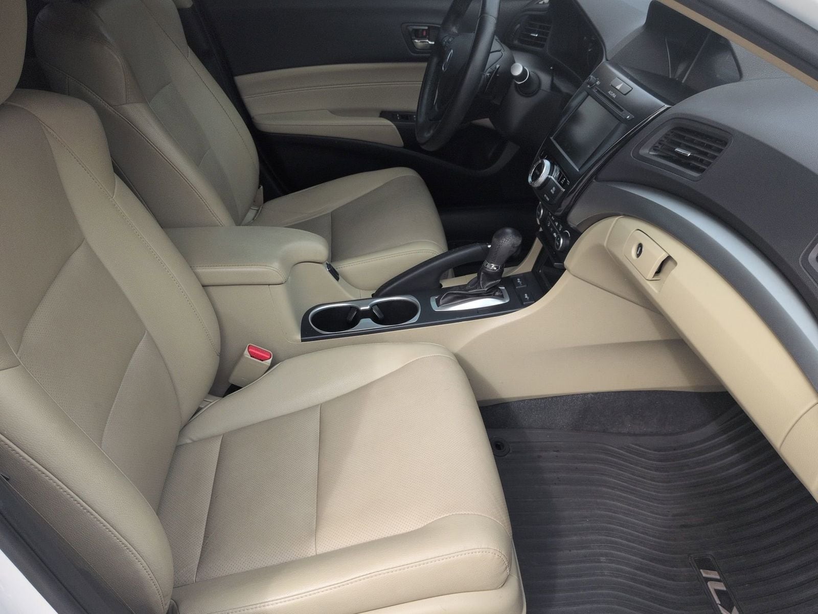 Thumbnail: 2016 Acura ILX - 24