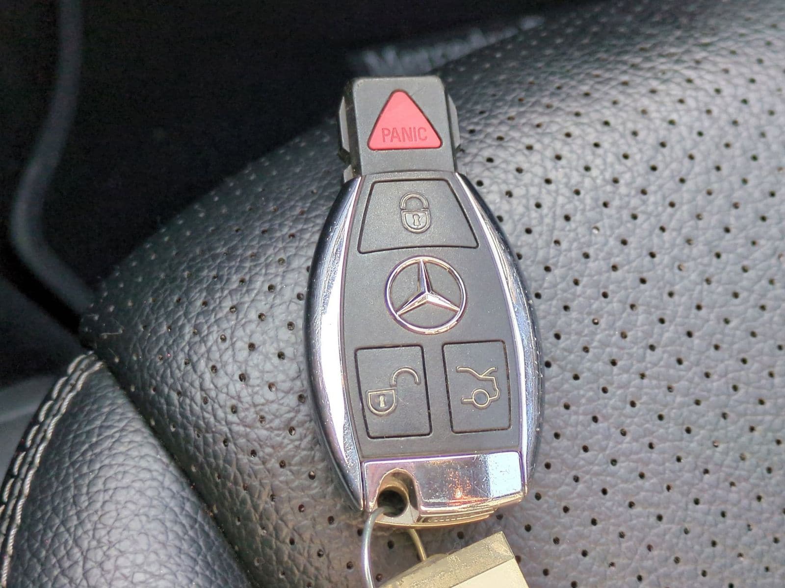 Thumbnail: 2017 Mercedes-Benz GLC - 39