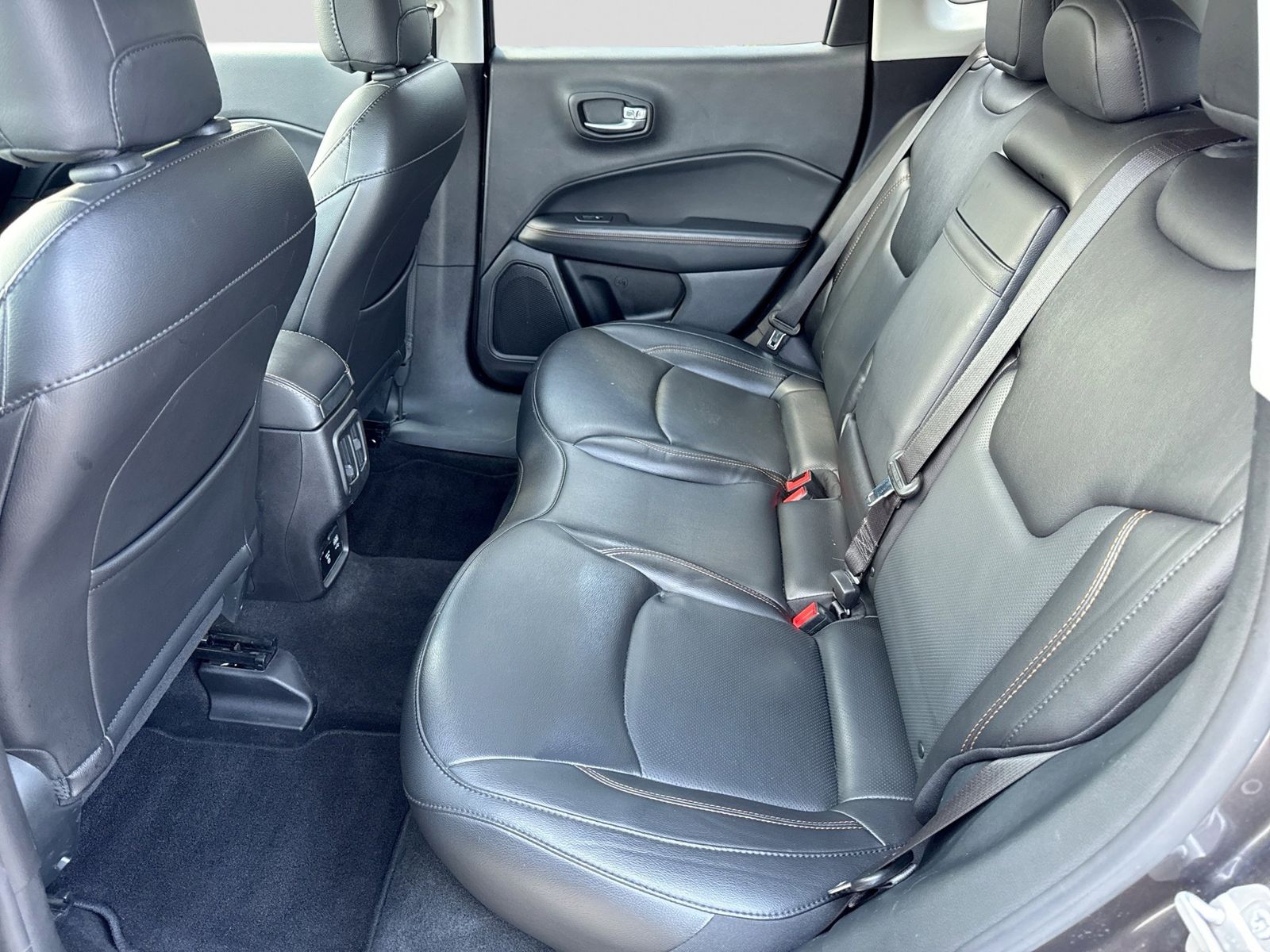 Thumbnail: 2019 Jeep Compass - 20