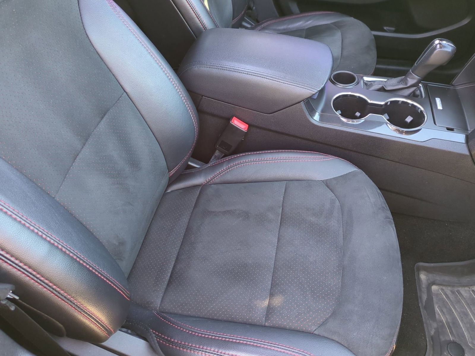 Thumbnail: 2019 Ford Explorer - 30