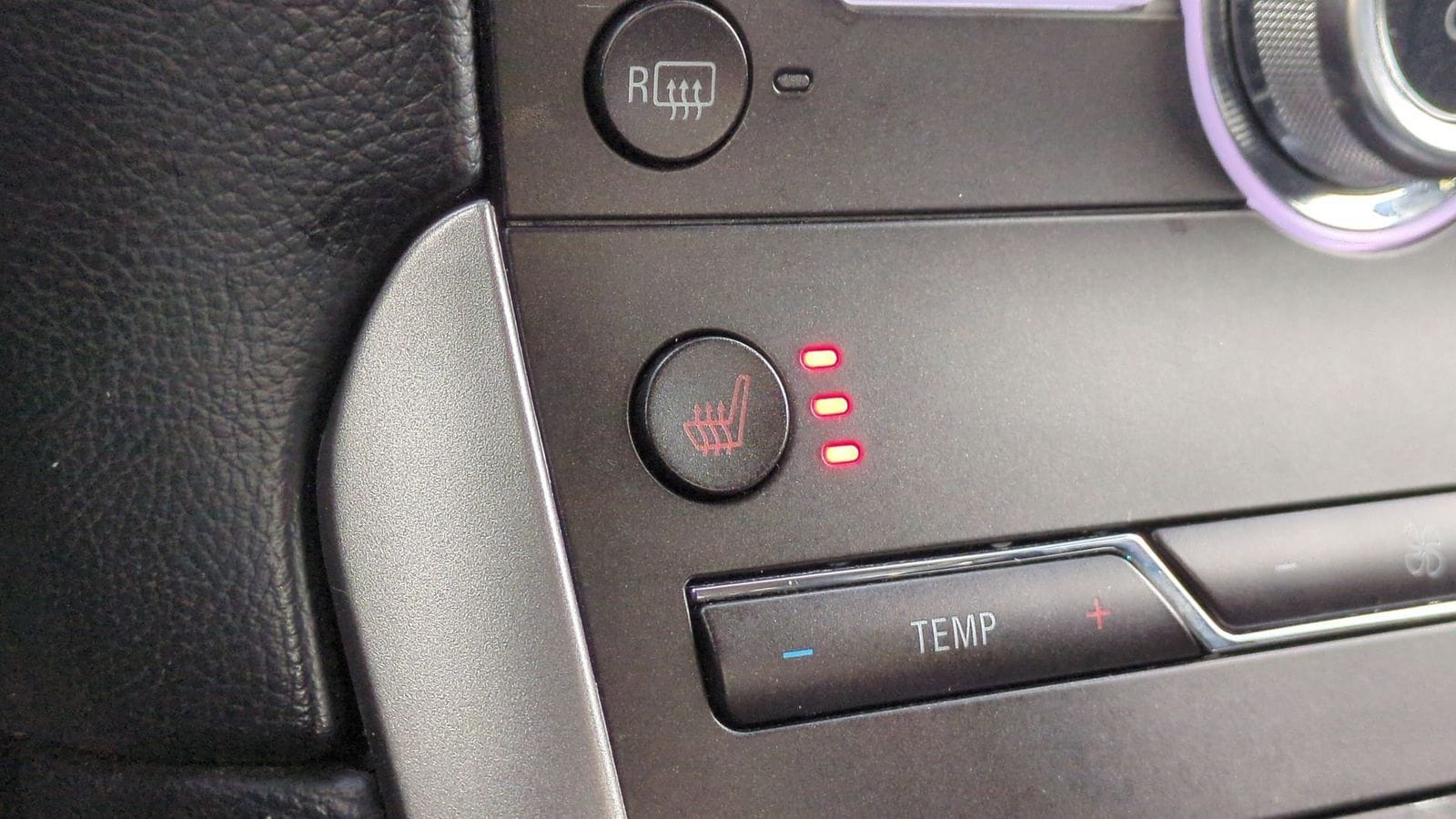 Thumbnail: 2018 Ford Edge - 35