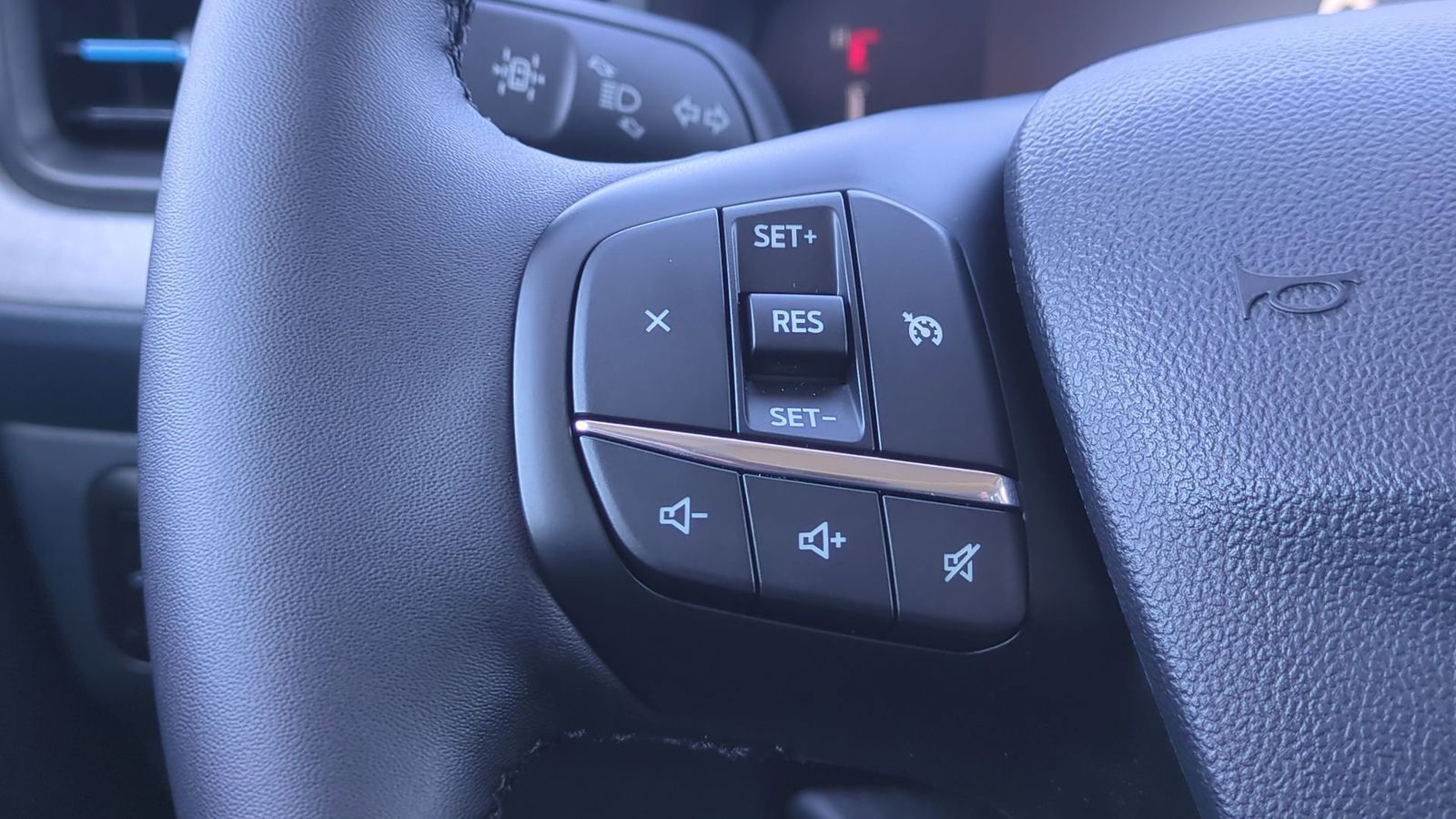 Thumbnail: 2025 Ford Maverick - 23