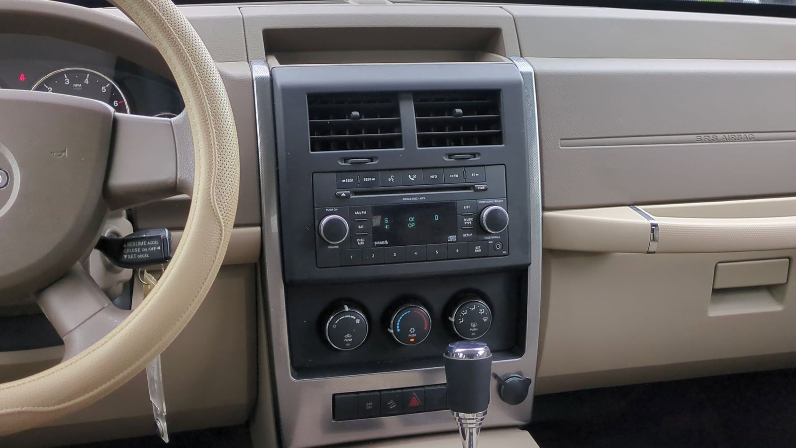 Thumbnail: 2009 Jeep Liberty - 22