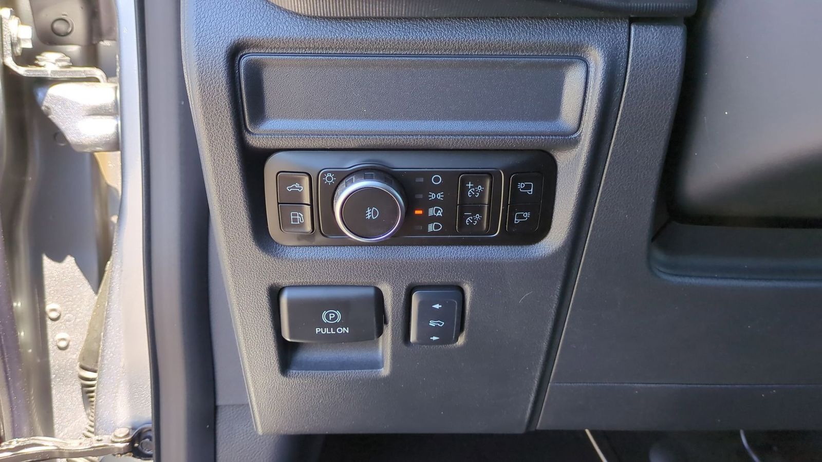 Thumbnail: 2025 Ford F-150 - 16