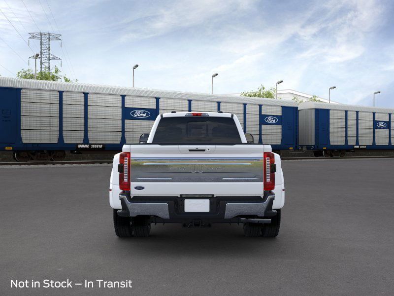 2025 Ford F-450 King Ranch 6