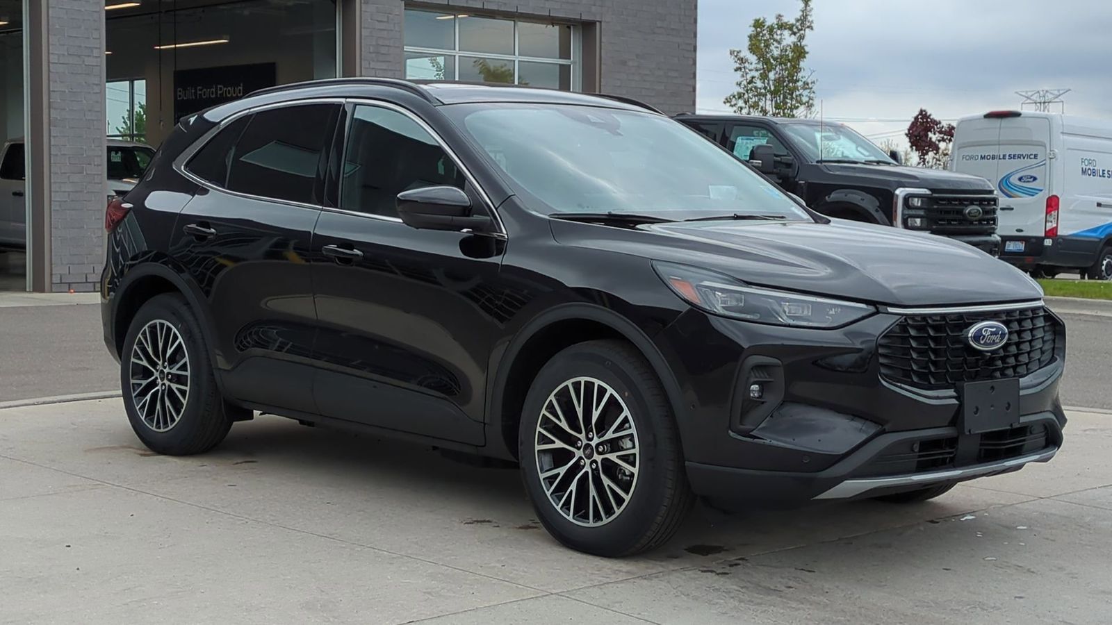 Thumbnail: 2024 Ford Escape - 8