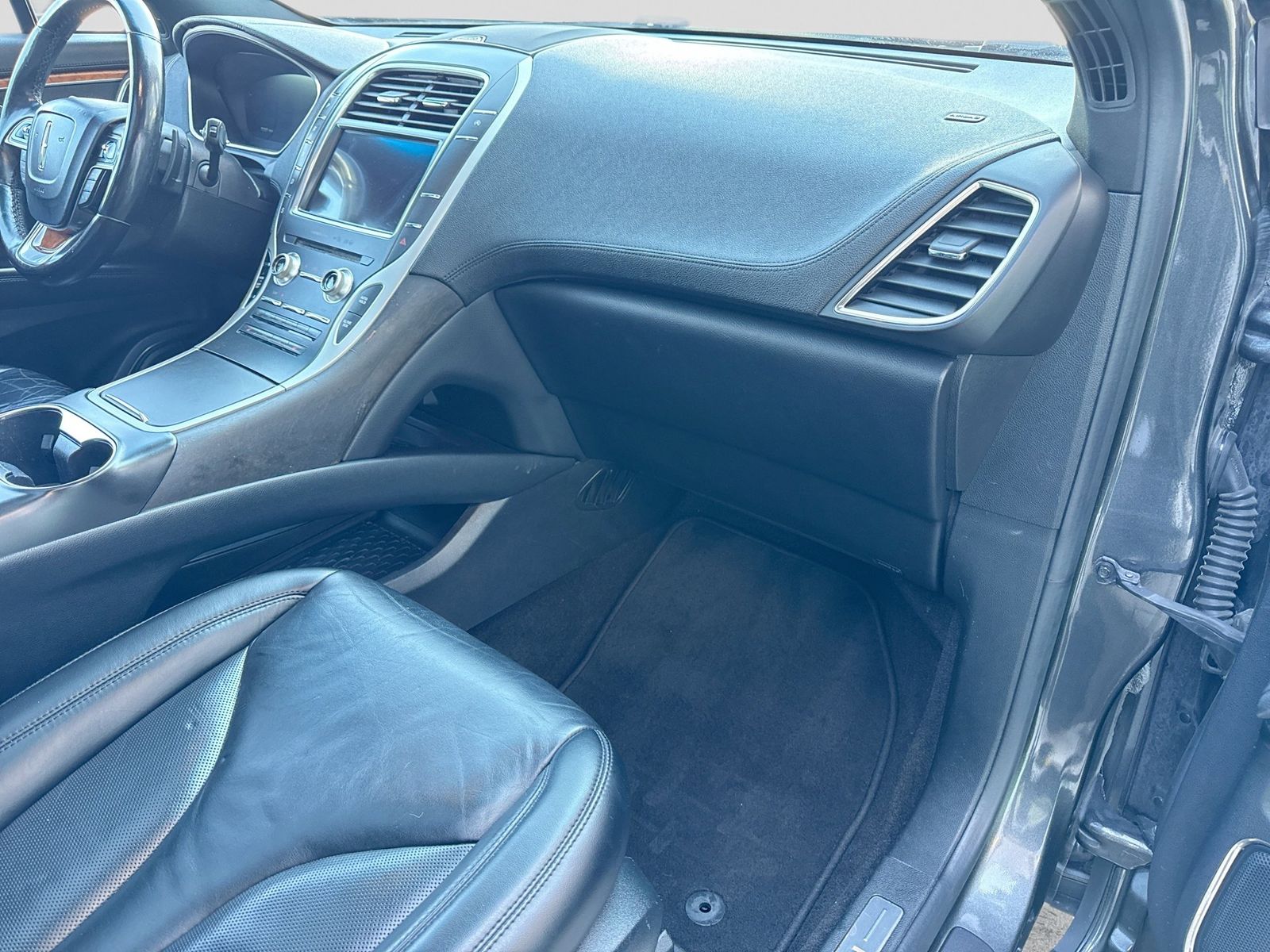 Thumbnail: 2019 Lincoln Nautilus - 8