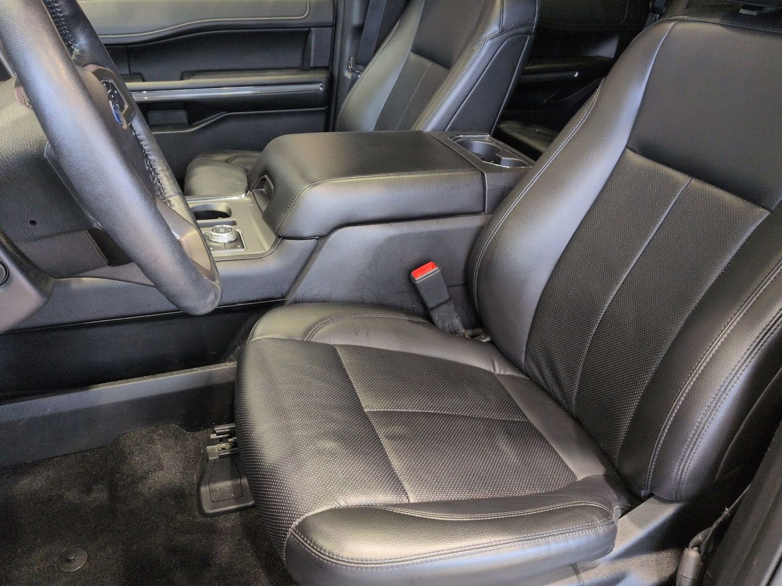 Thumbnail: 2019 Ford Expedition - 19