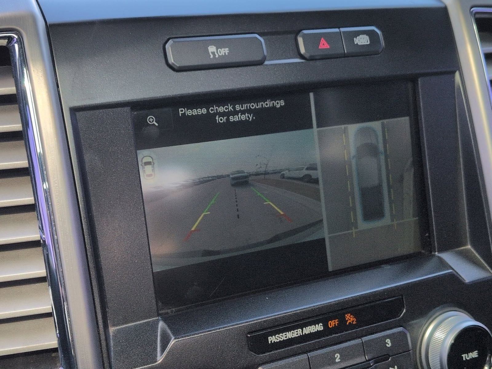 Thumbnail: 2015 Ford F-150 - 37