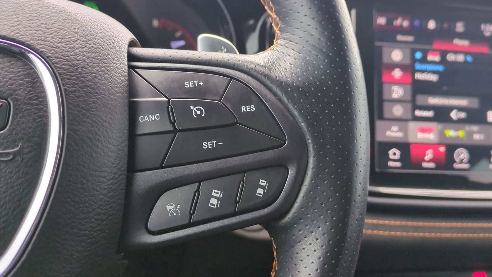 Thumbnail: 2023 Dodge Durango - 28