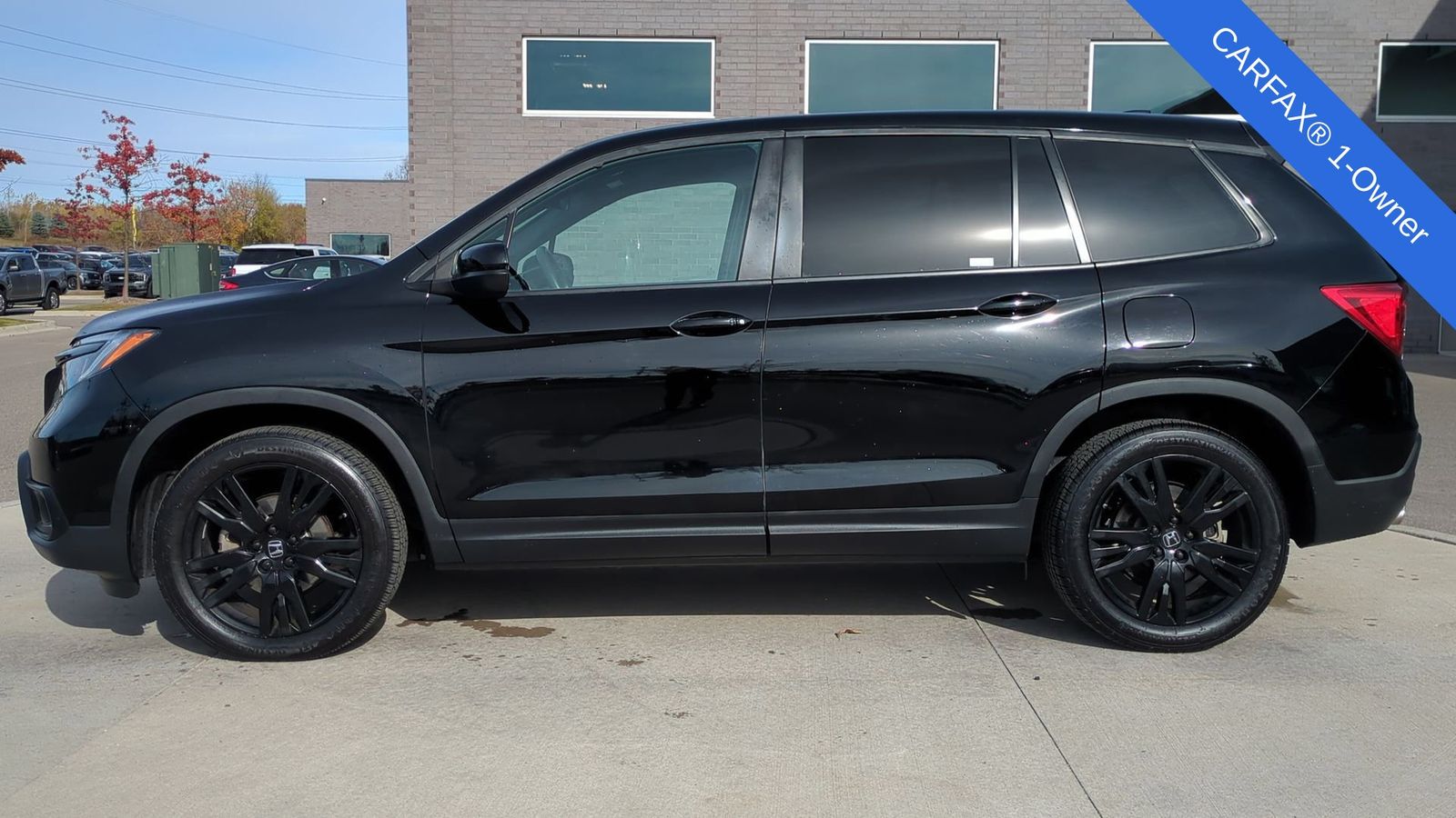 2021 Honda Passport Sport photo 2