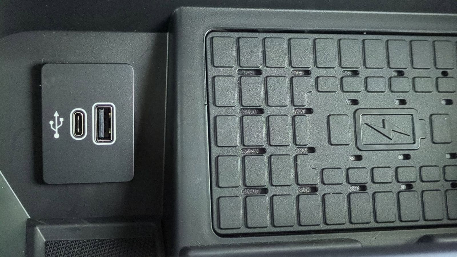 Thumbnail: 2025 Ford F-150 - 33