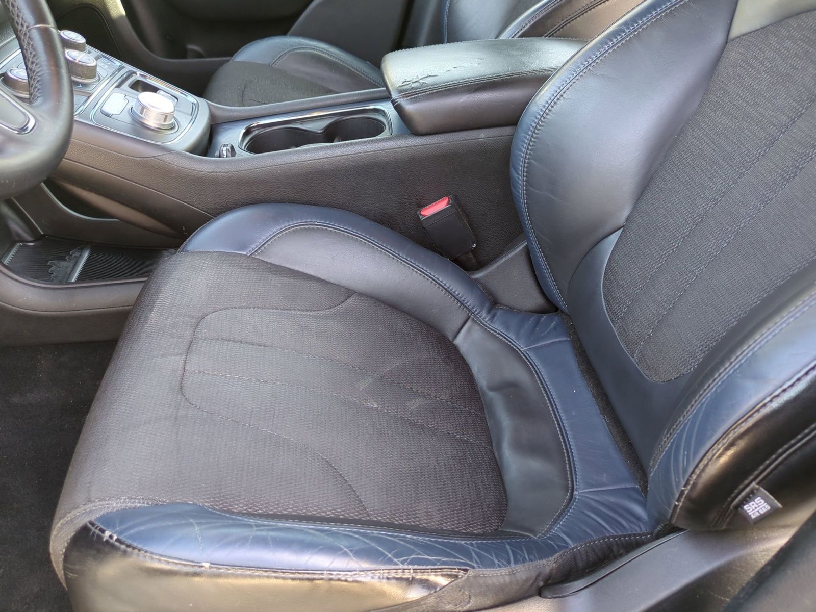 Thumbnail: 2015 Chrysler 200 - 20