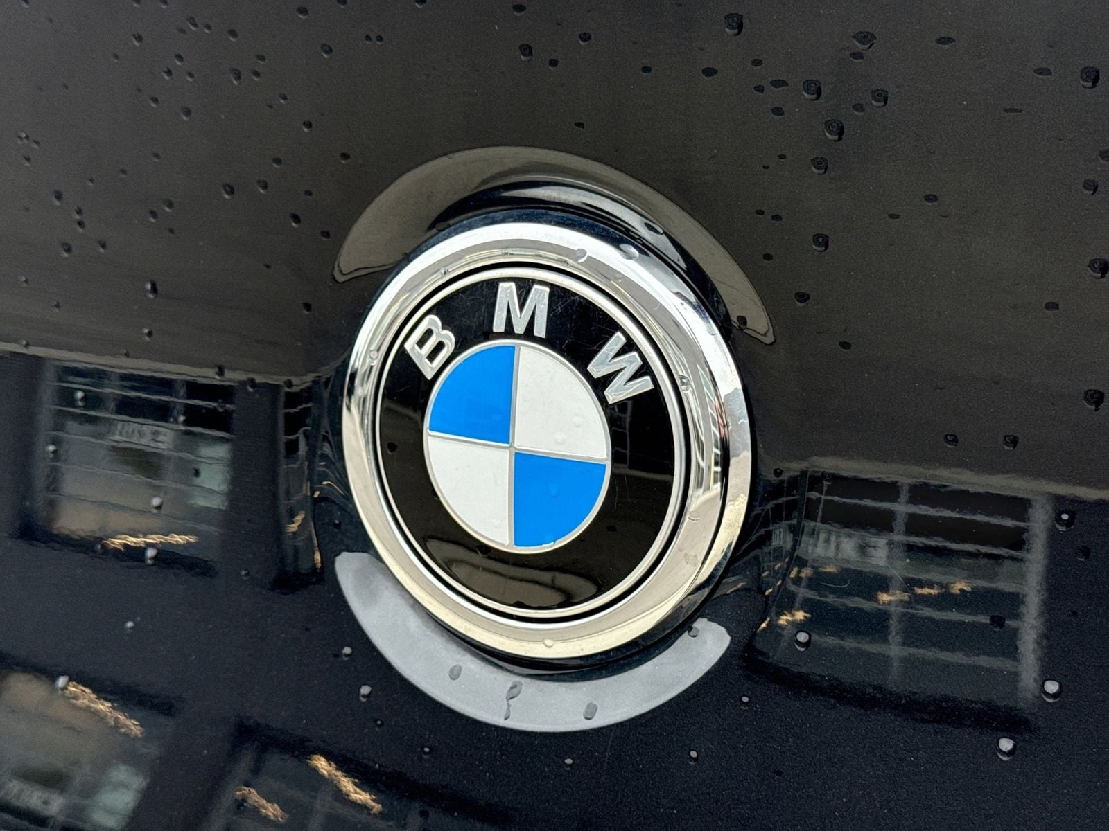 Thumbnail: 2022 BMW X4 - 13