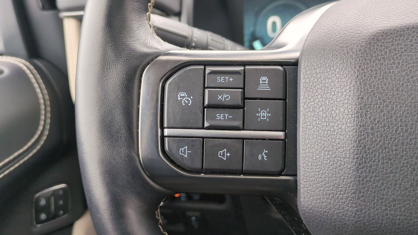 Thumbnail: 2023 Ford Expedition - 26