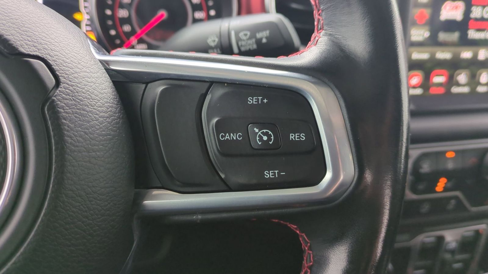 Thumbnail: 2020 Jeep Gladiator - 27