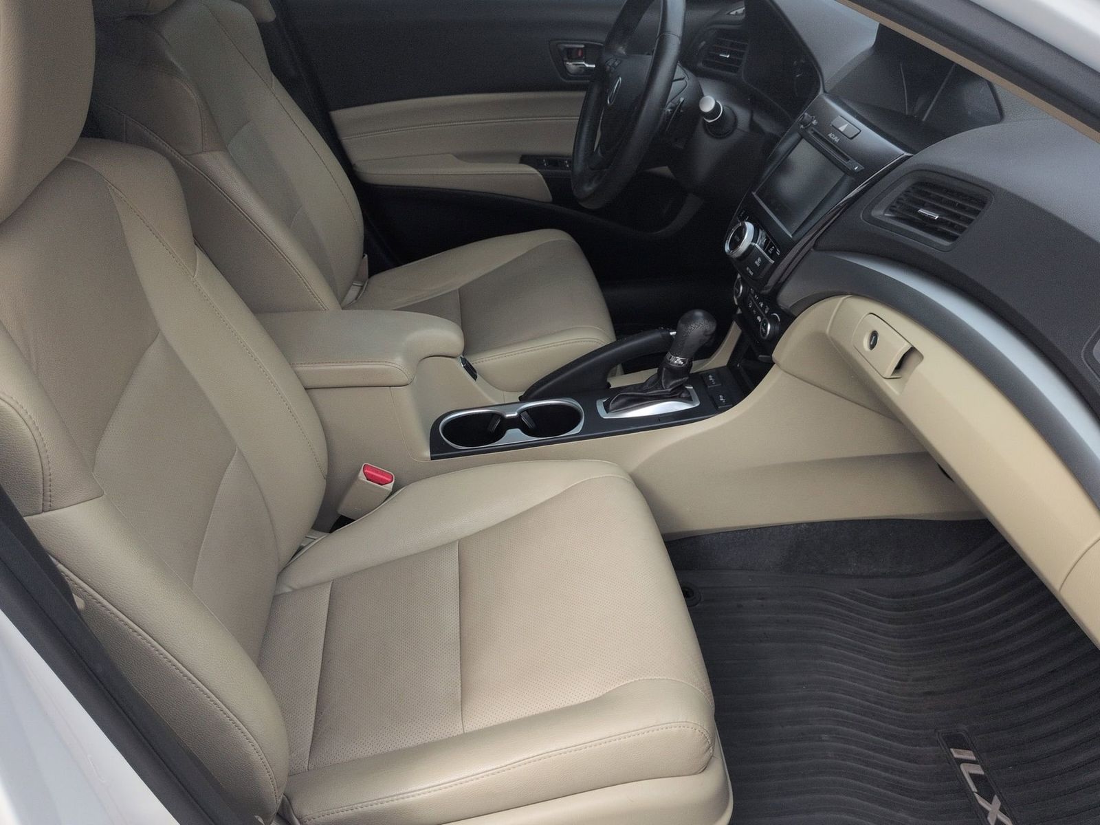 Thumbnail: 2016 Acura ILX - 25