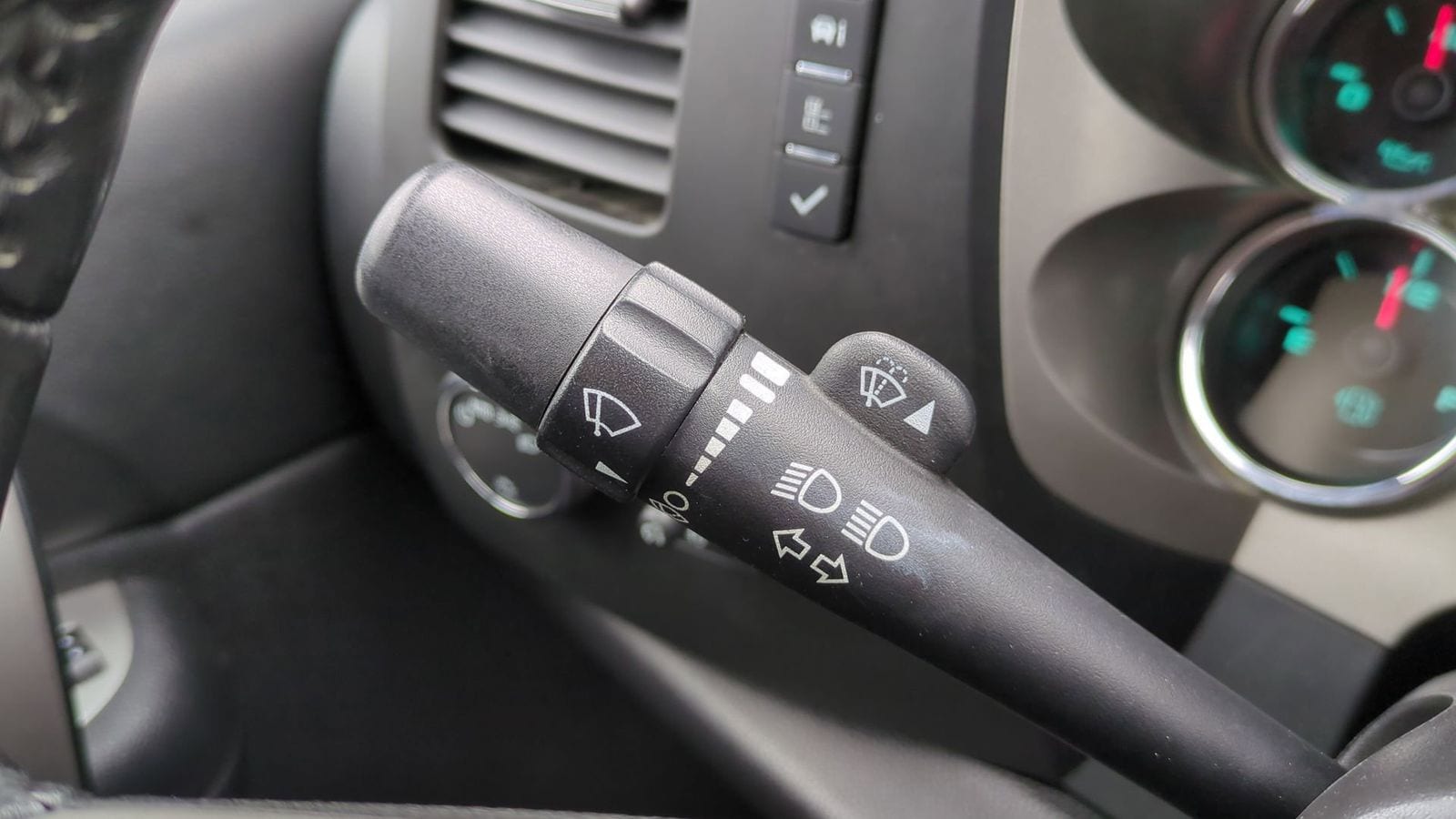 Thumbnail: 2013 Chevrolet Silverado 1500 - 23