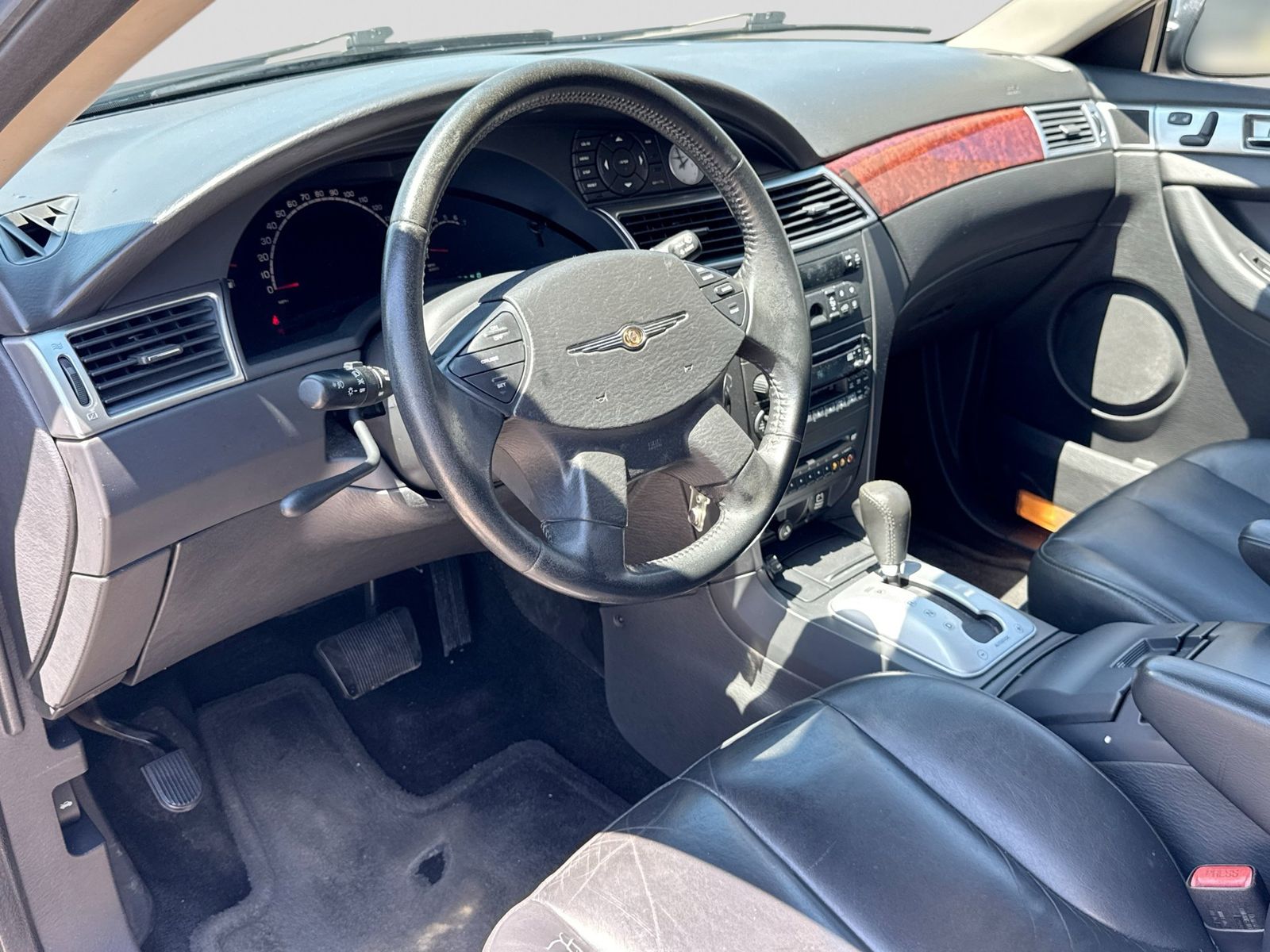 Used 2005 Chrysler Pacifica Touring with VIN 2C8GF68465R665231 for sale in Washington, MI