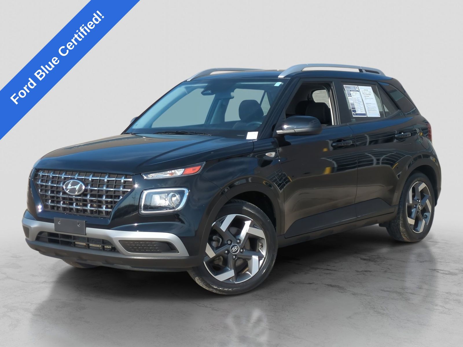 2023 Hyundai Venue SEL -
                  Washington, MI