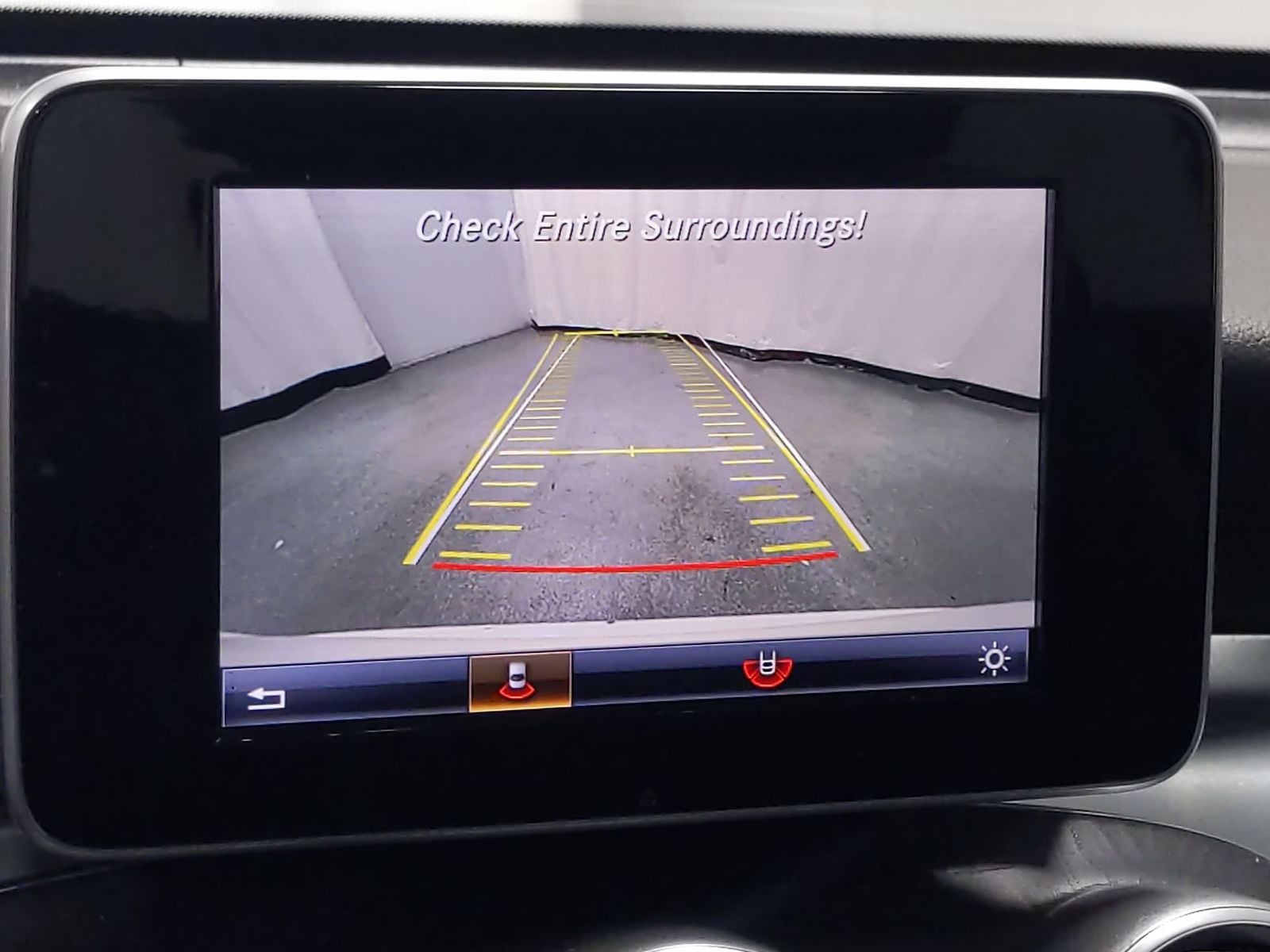 Thumbnail: 2017 Mercedes-Benz GLC - 32