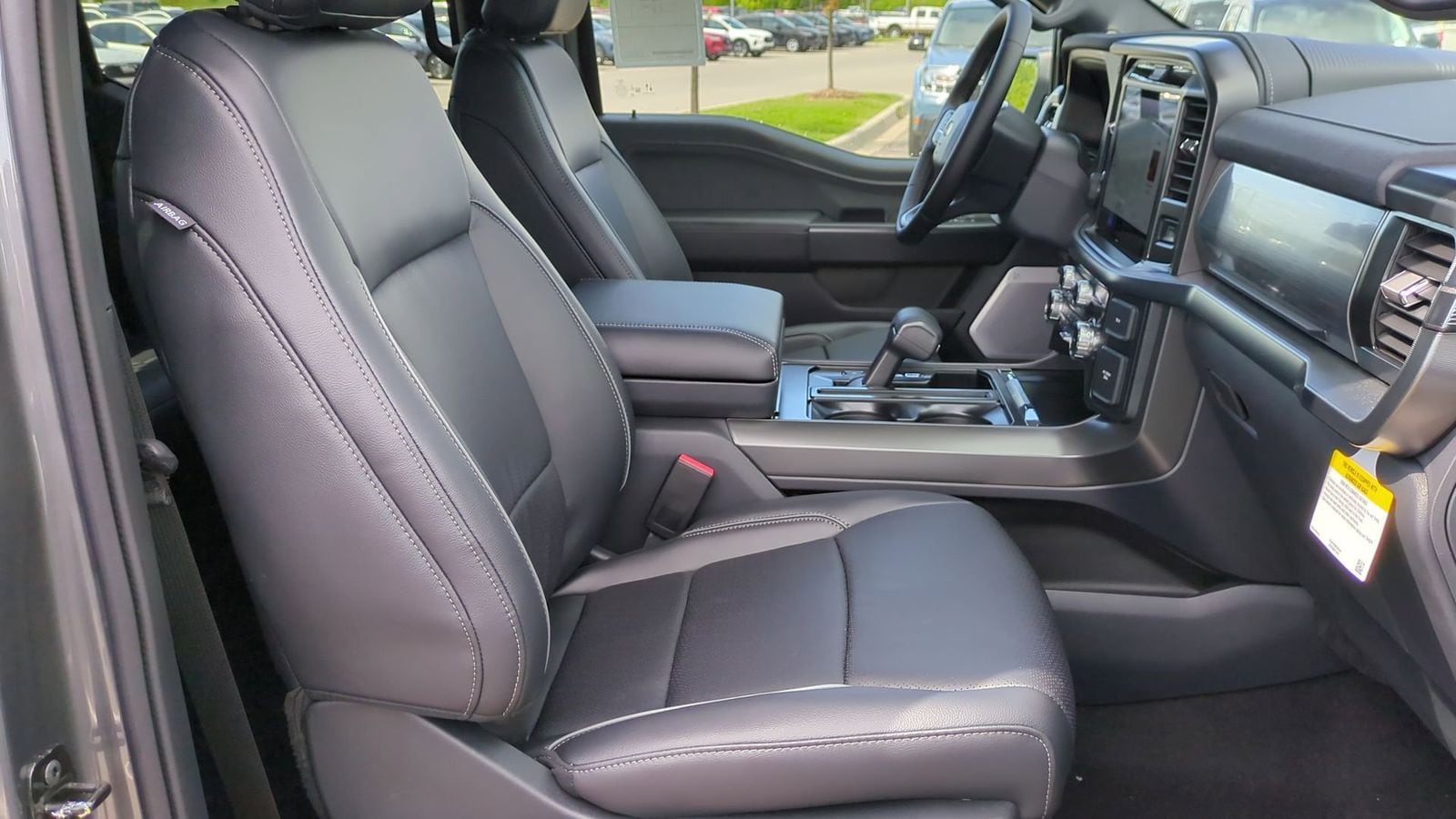 2025 Ford F-150 Lariat 21