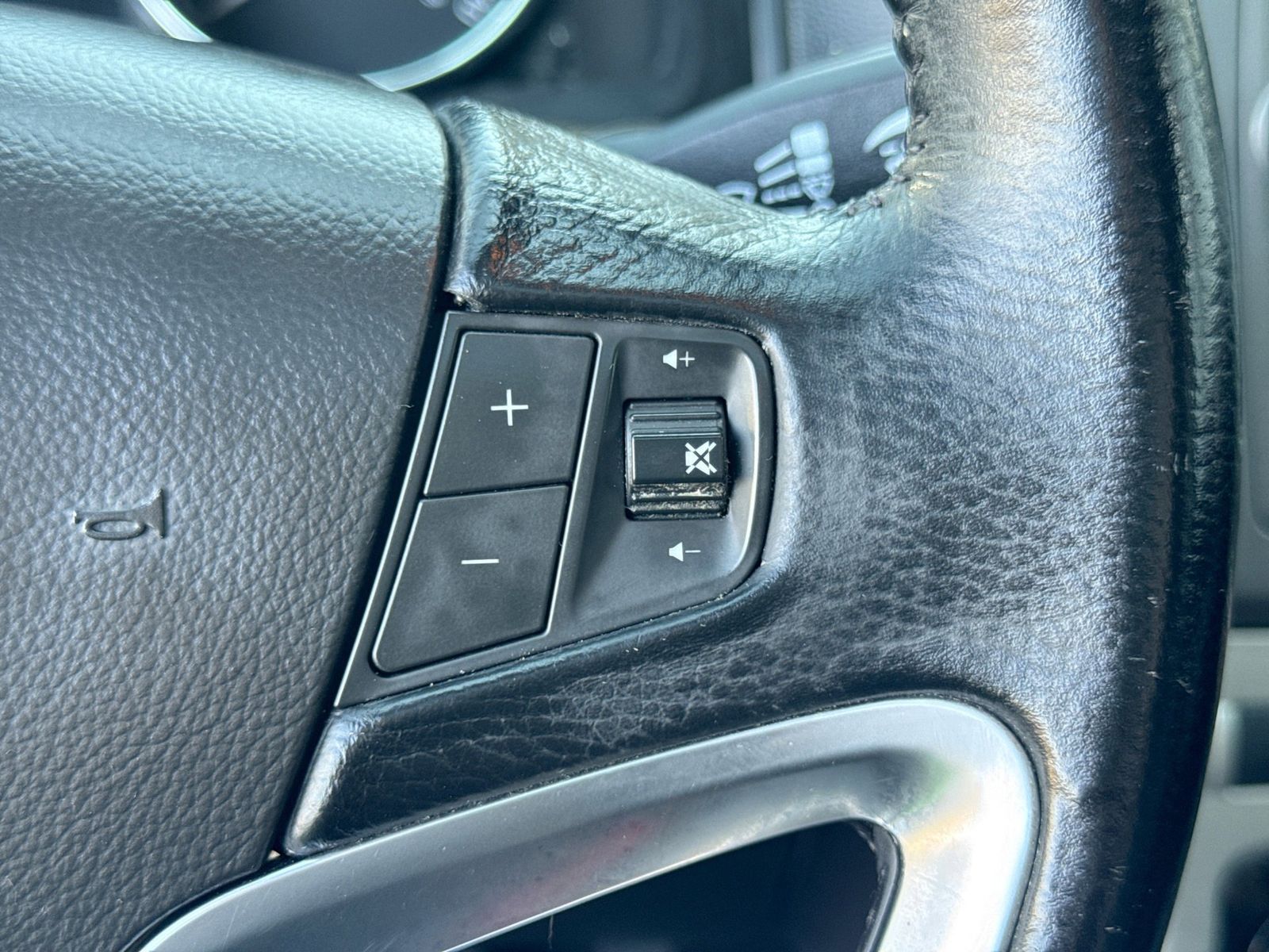 Thumbnail: 2014 Chevrolet Captiva Sport - 28