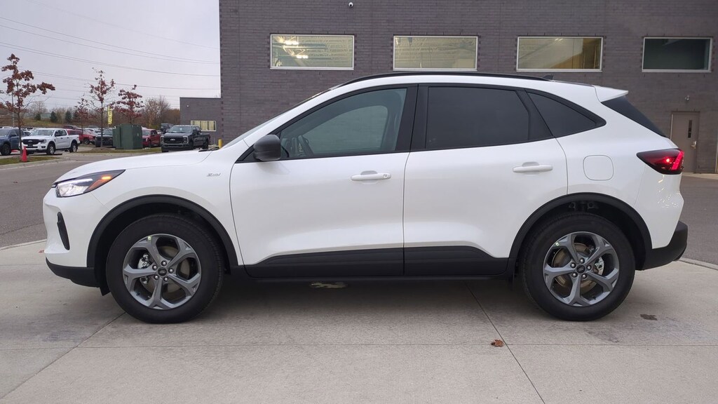 New 2025 Ford Escape ST-Line SUV