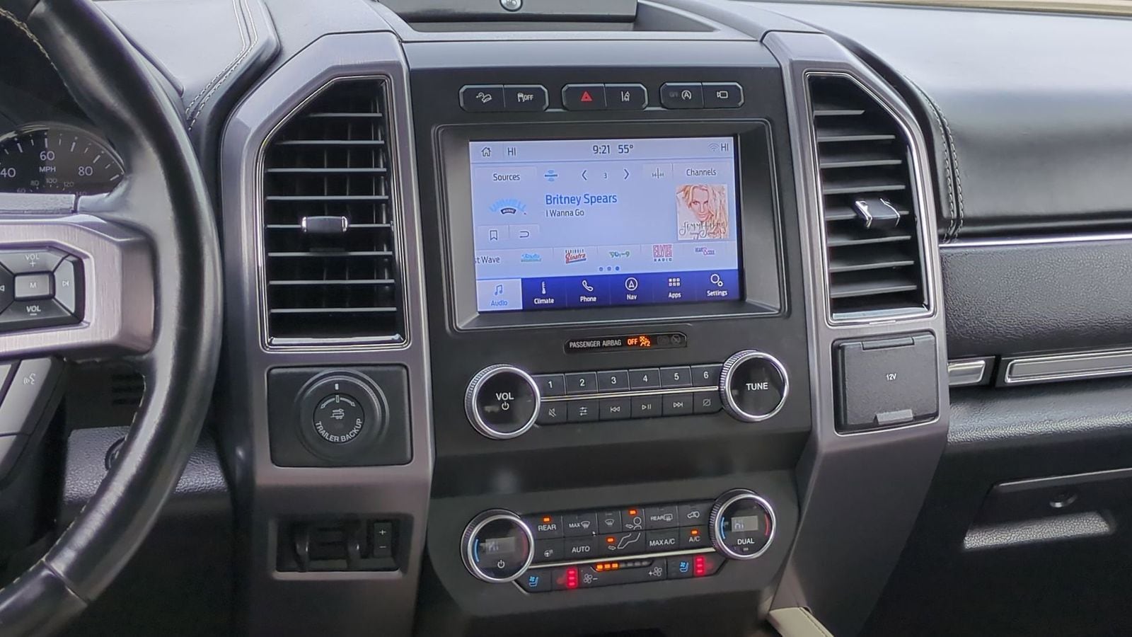 2020 Ford Expedition Platinum 29