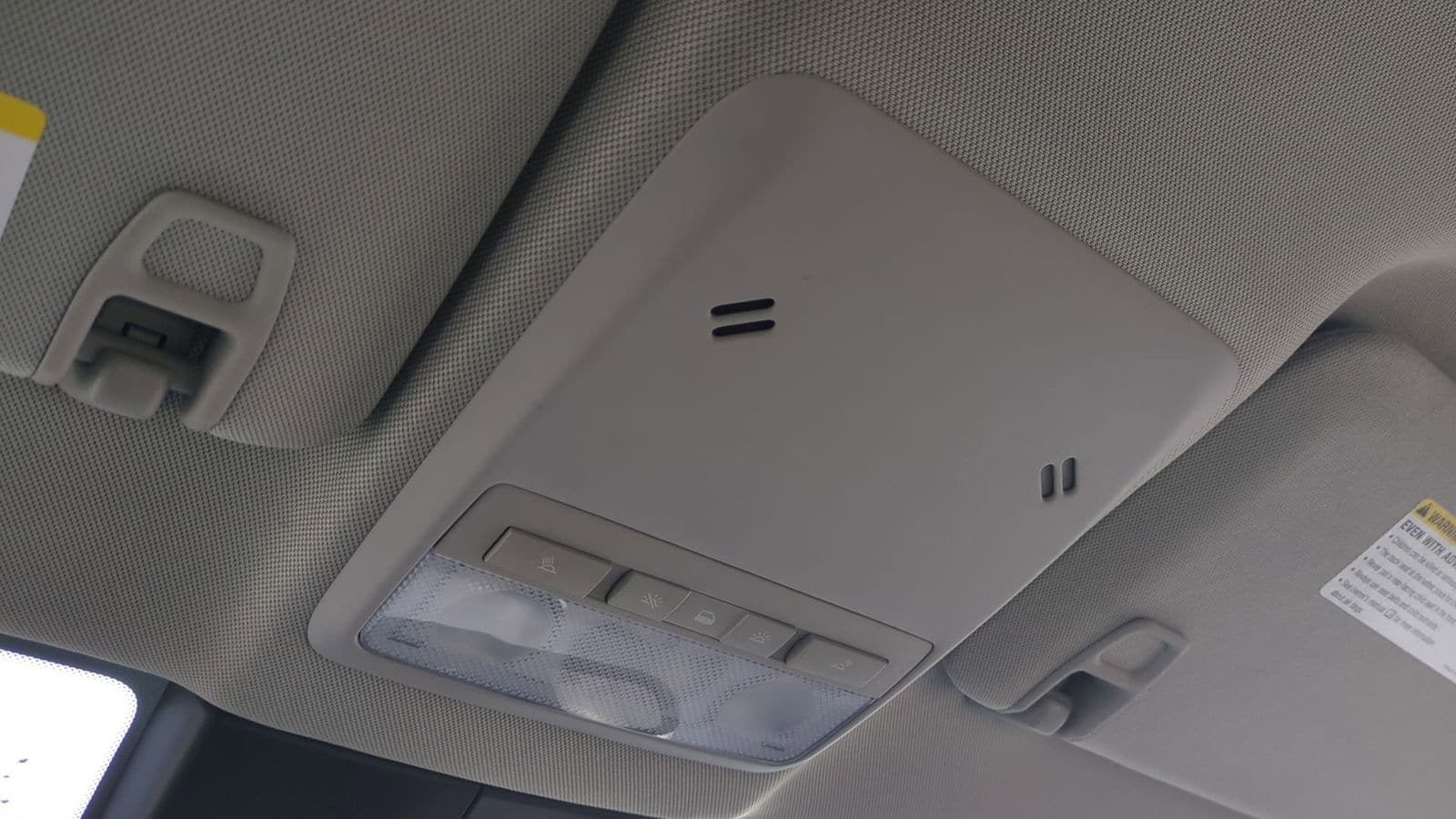 Thumbnail: 2018 Buick Encore - 16