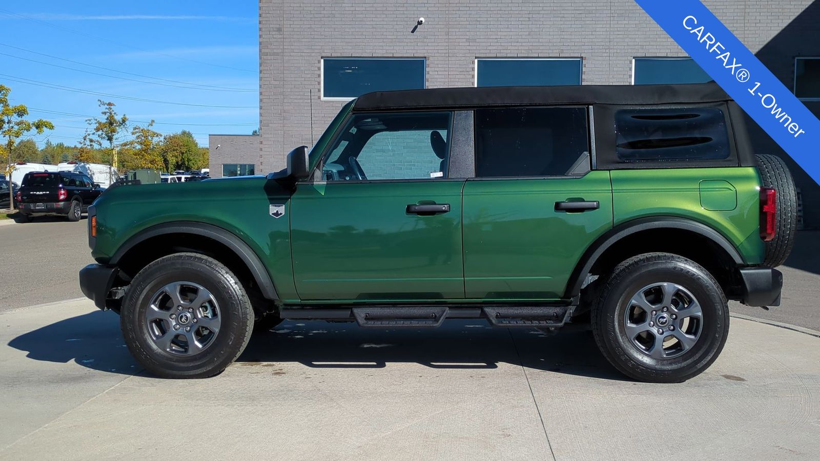 2023 Ford Bronco Big Bend photo 2