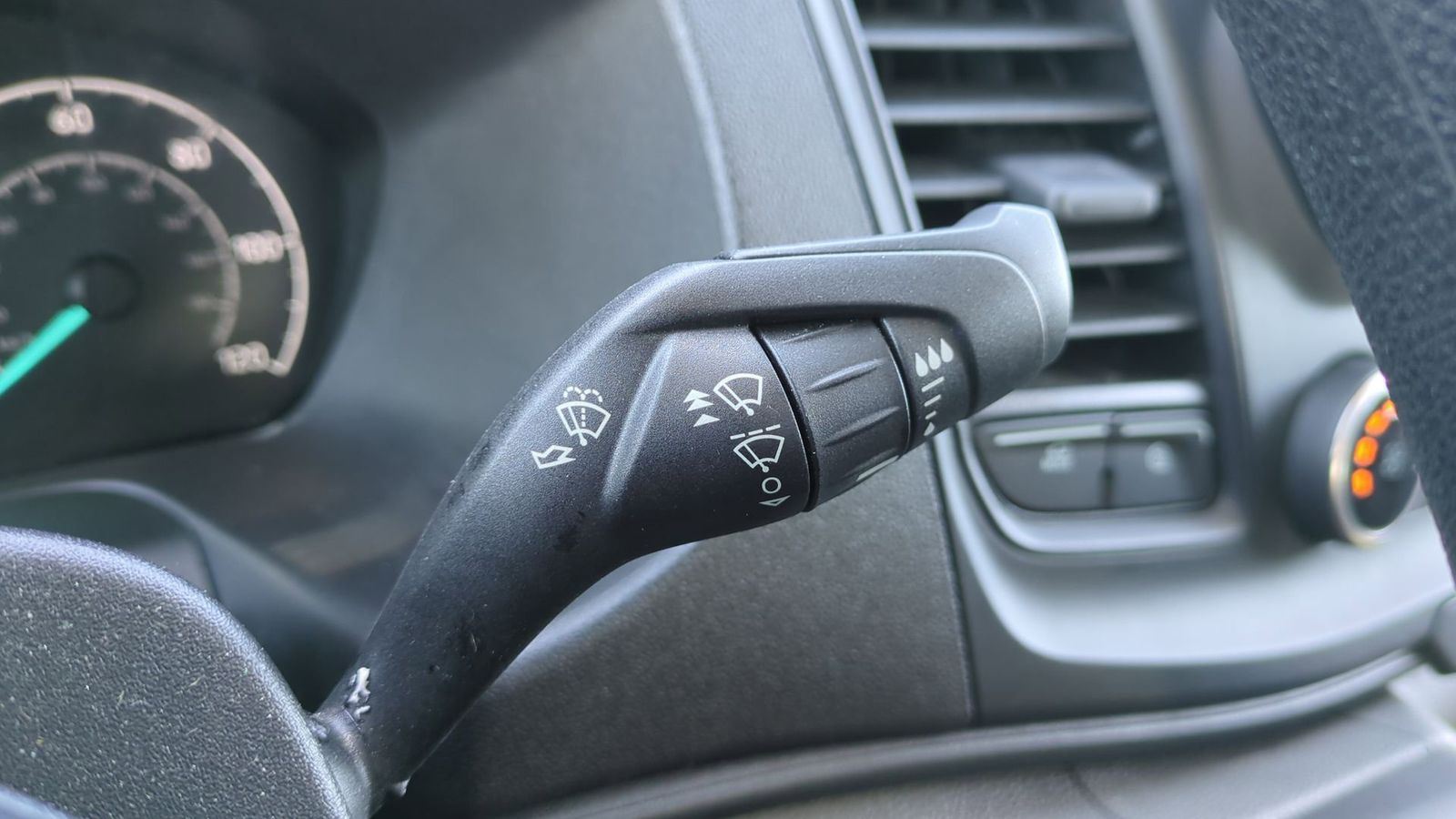 Thumbnail: 2023 Ford Transit Series - 25