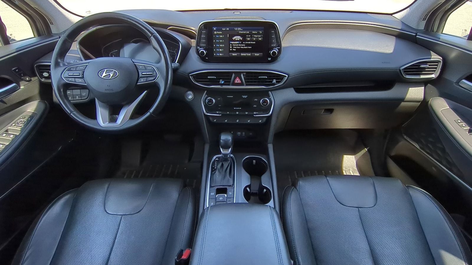 Thumbnail: 2019 Hyundai Santa Fe - 17