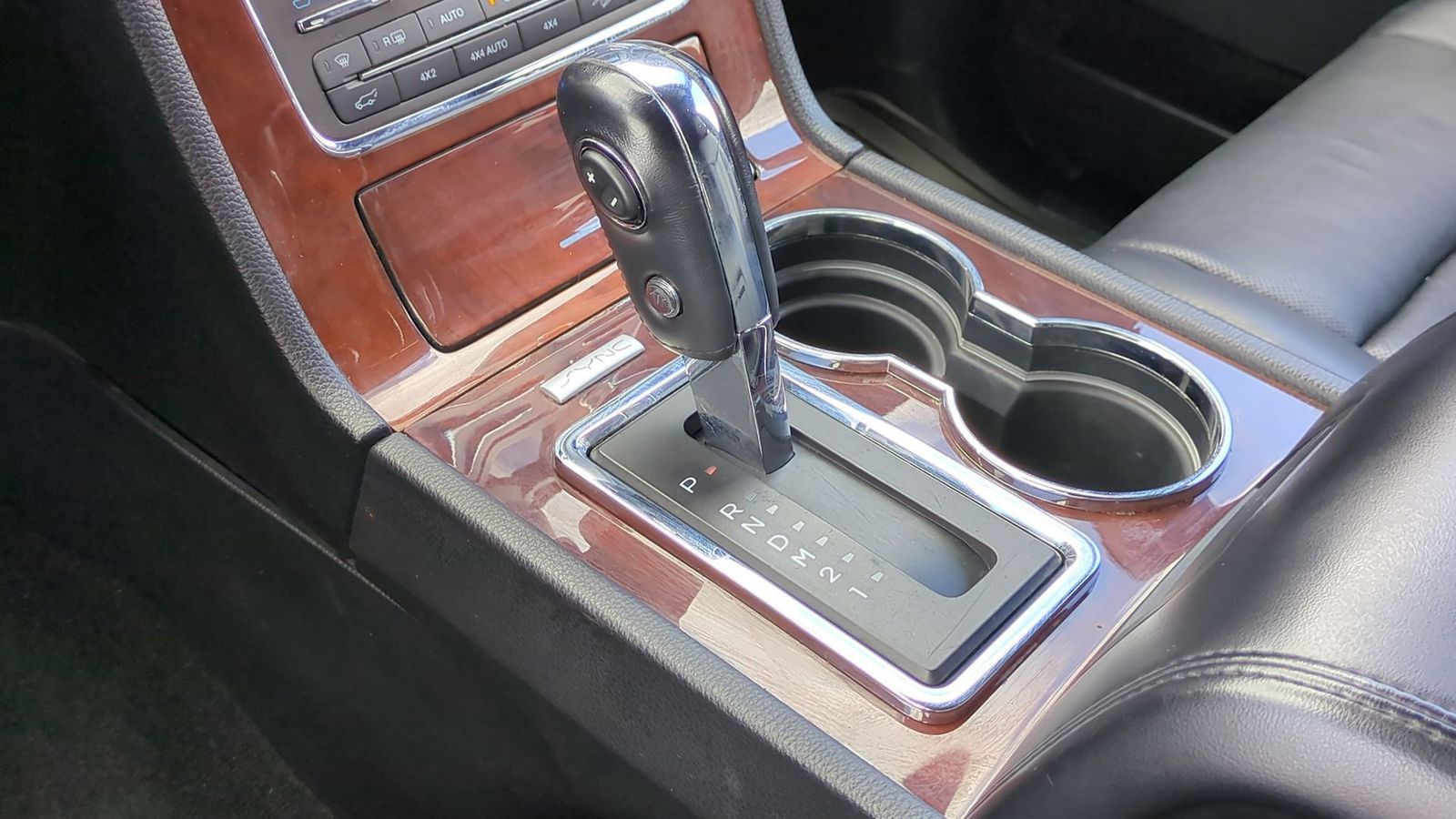 Thumbnail: 2016 Lincoln Navigator - 30