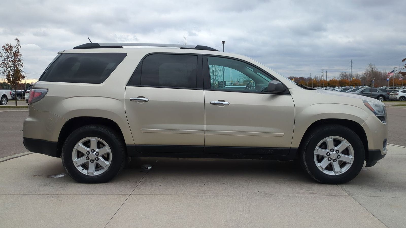 Thumbnail: 2015 GMC Acadia - 7