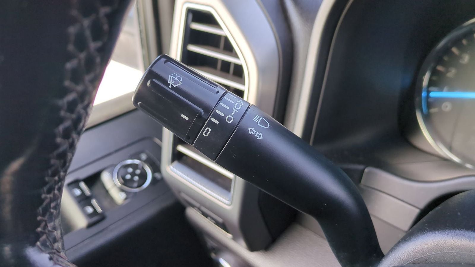 Thumbnail: 2018 Ford F-150 - 28