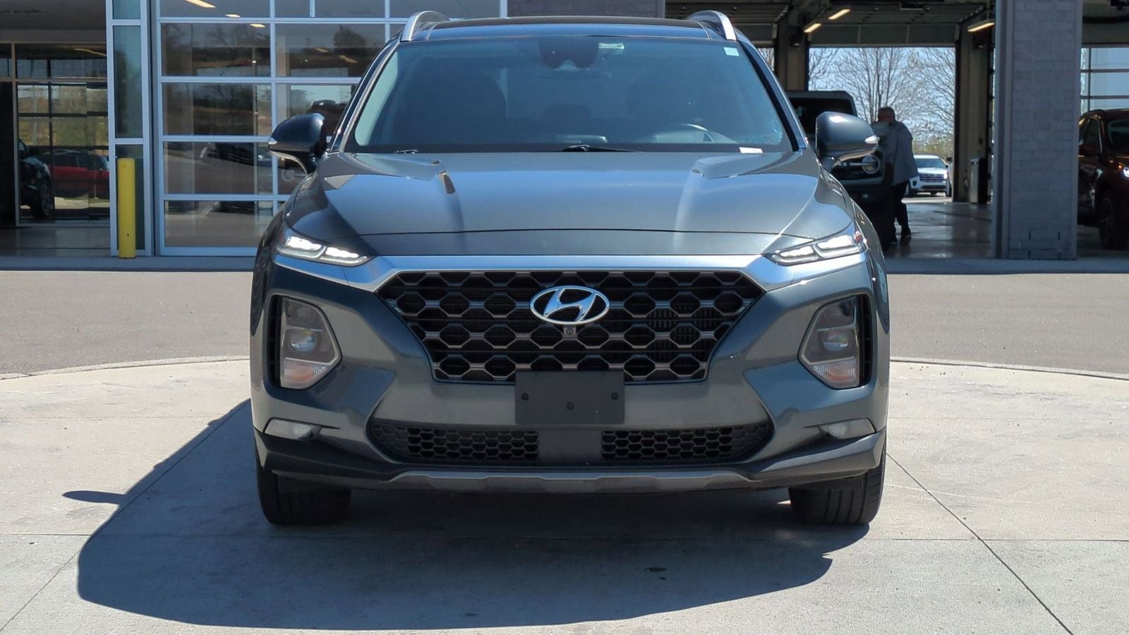 Thumbnail: 2019 Hyundai Santa Fe - 10