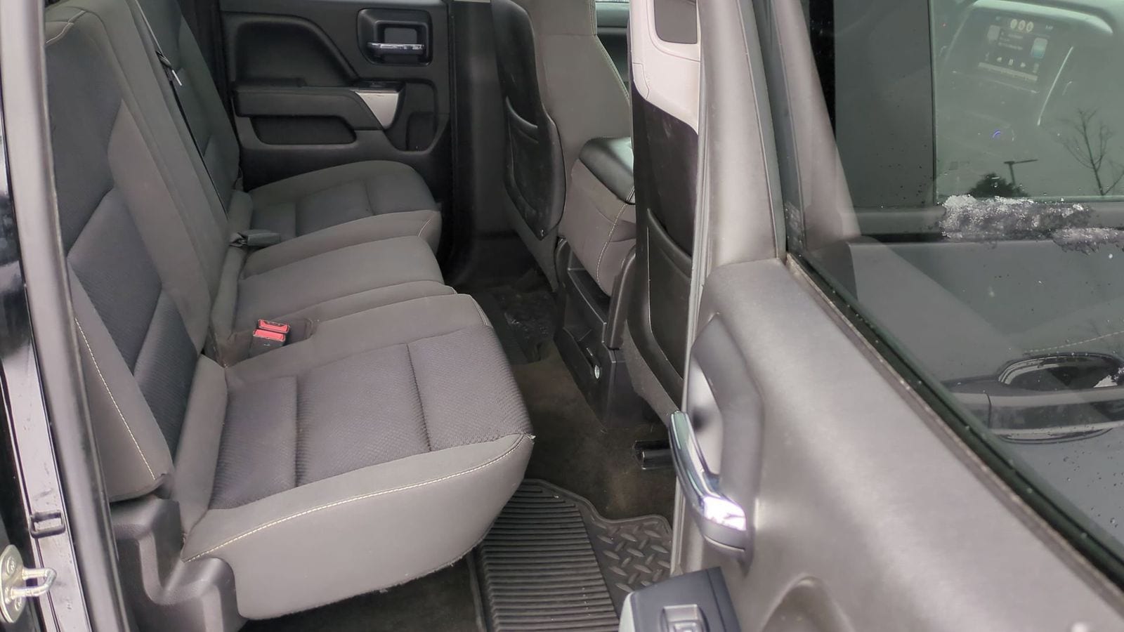 Thumbnail: 2015 Chevrolet Silverado 1500 - 22