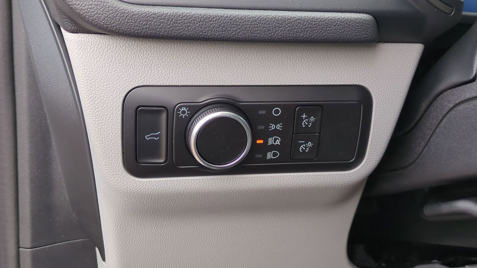 Thumbnail: 2025 Ford Escape - 15