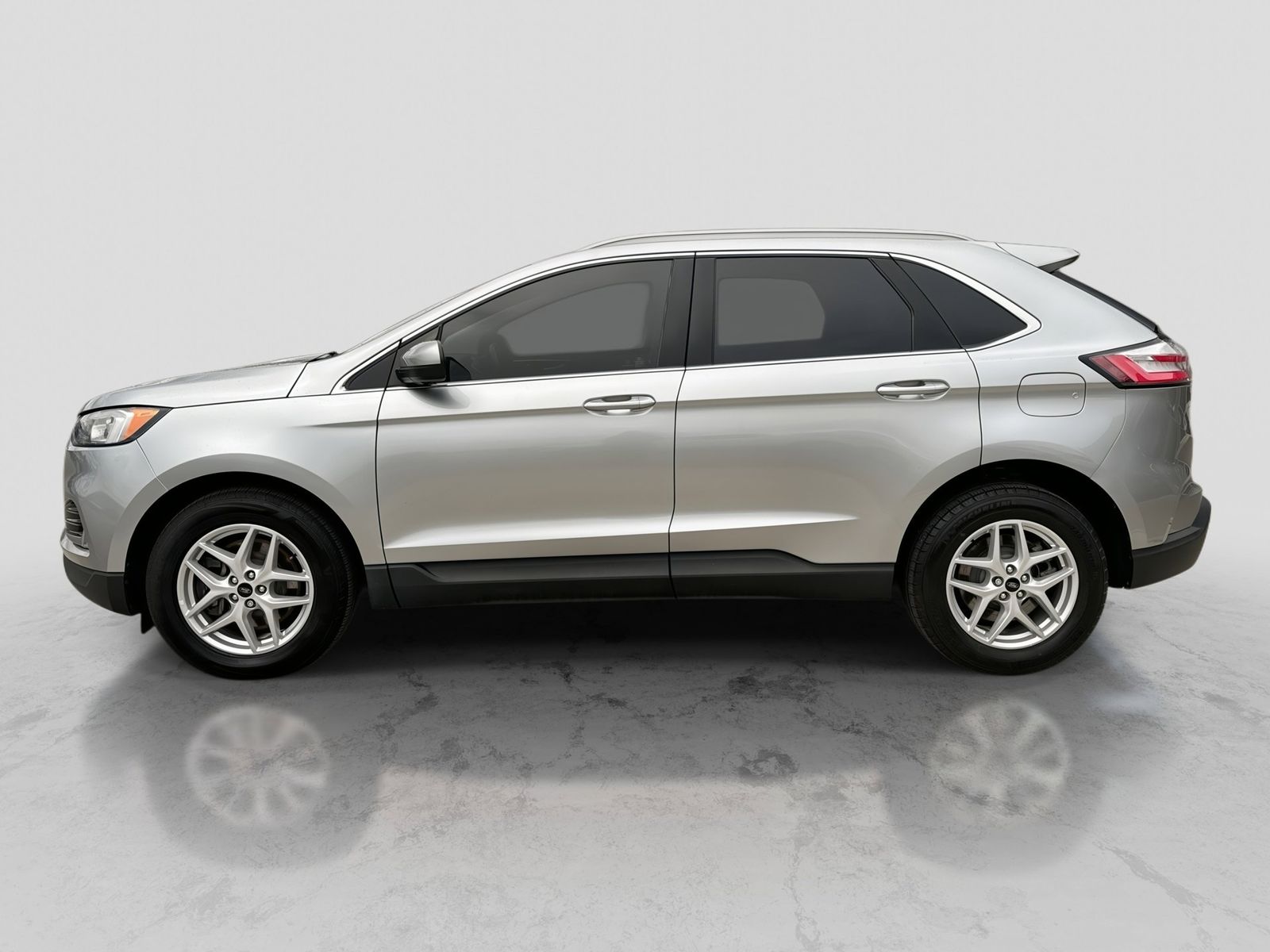 Thumbnail: 2023 Ford Edge - 2