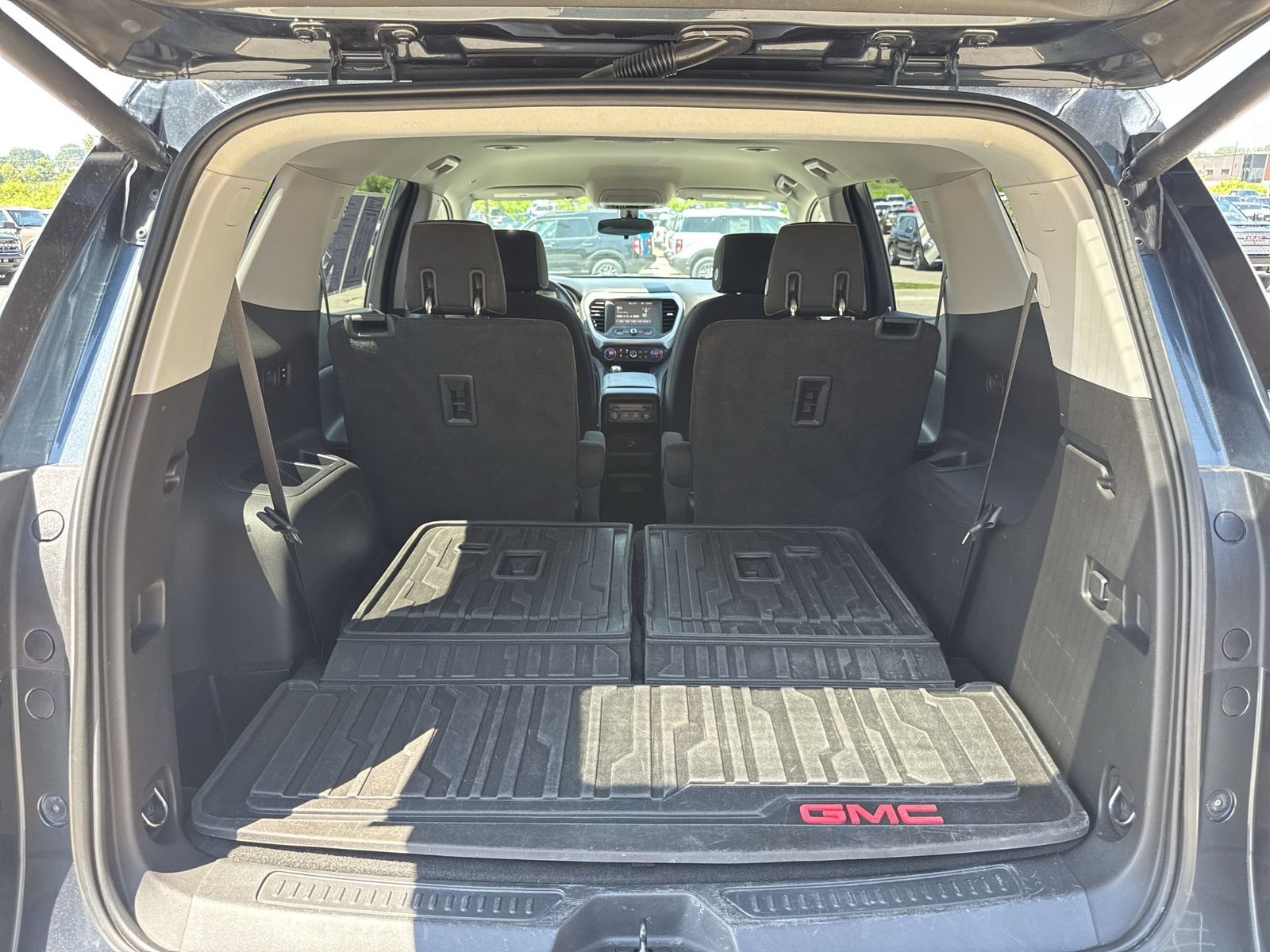 Thumbnail: 2019 GMC Acadia - 35