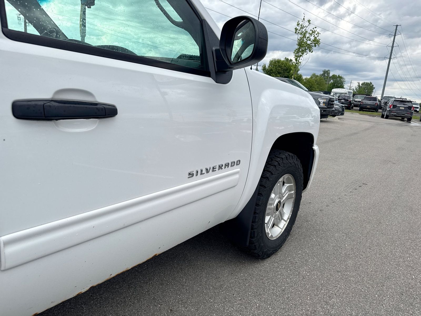 Thumbnail: 2011 Chevrolet Silverado 1500 - 21