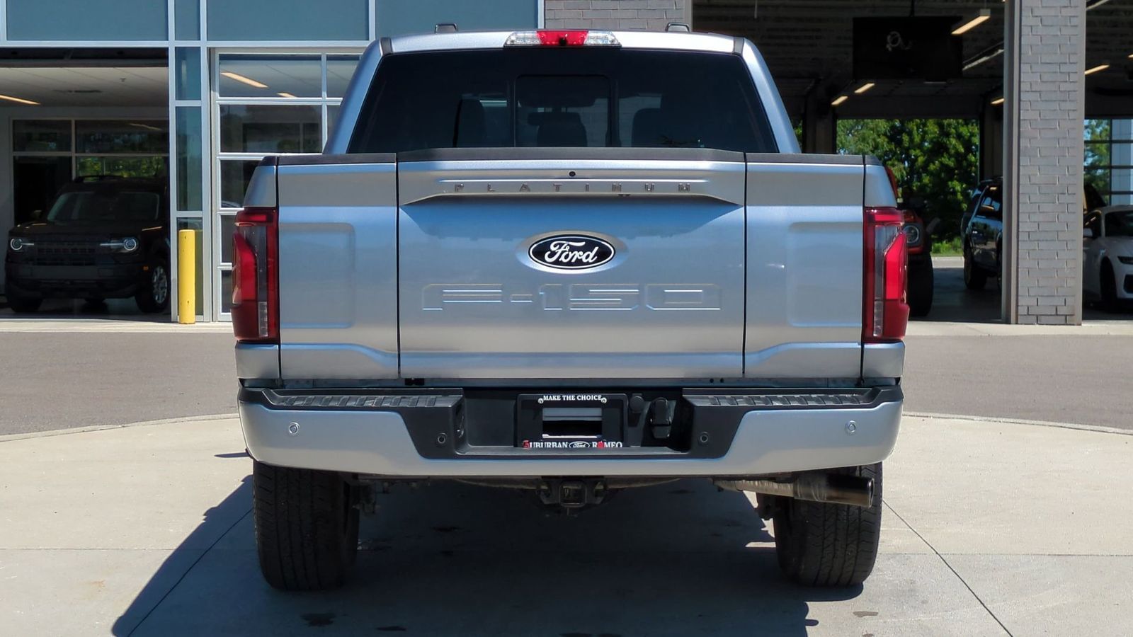 2025 Ford F-150 Platinum photo 4