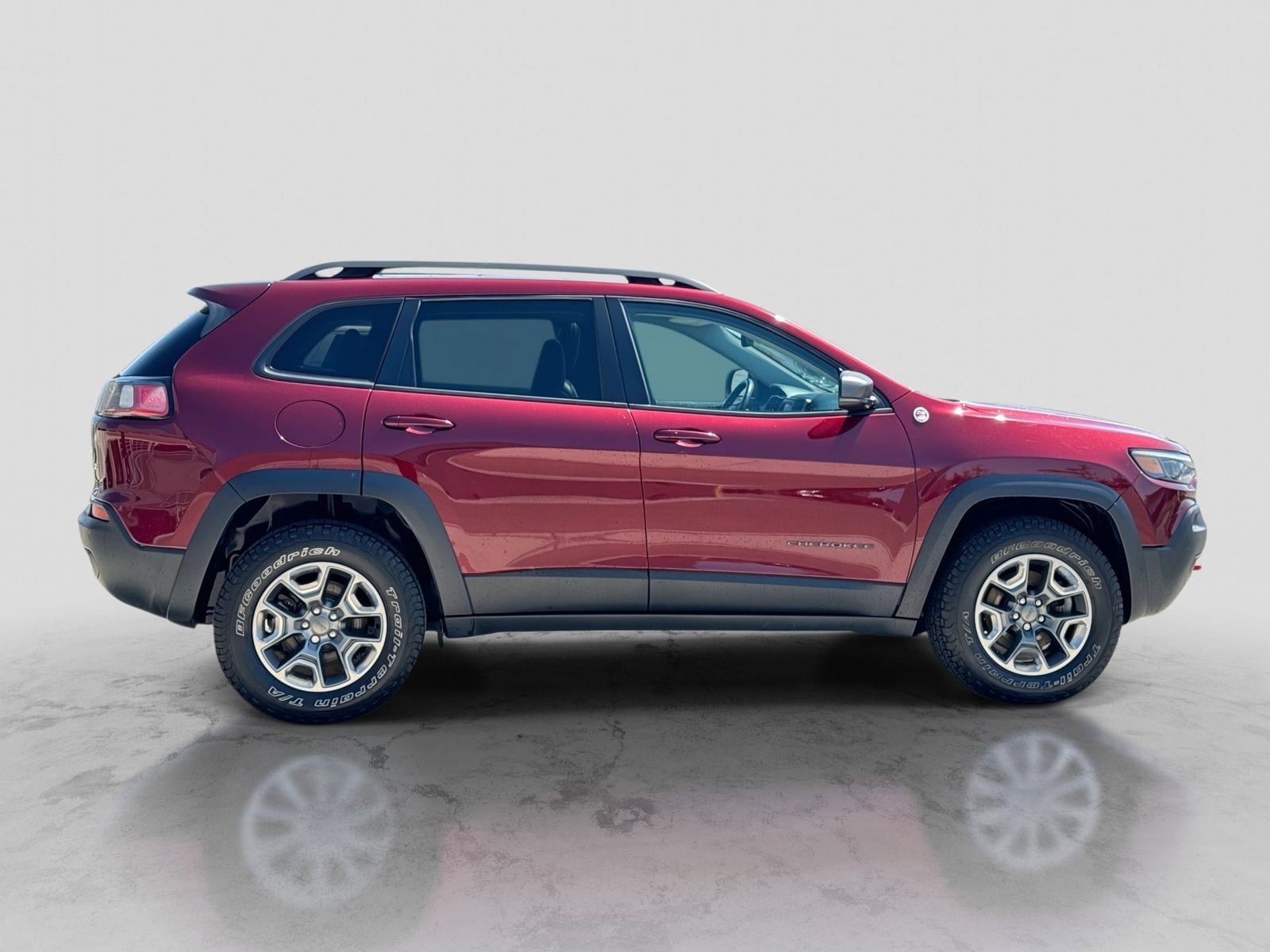 Thumbnail: 2019 Jeep Cherokee - 9