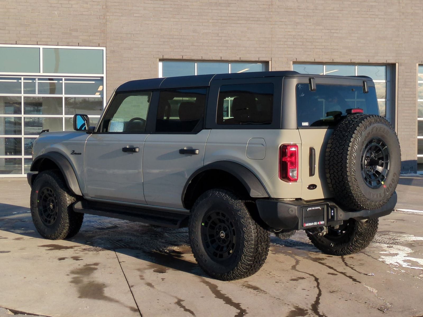 Thumbnail: 2025 Ford Bronco - 4