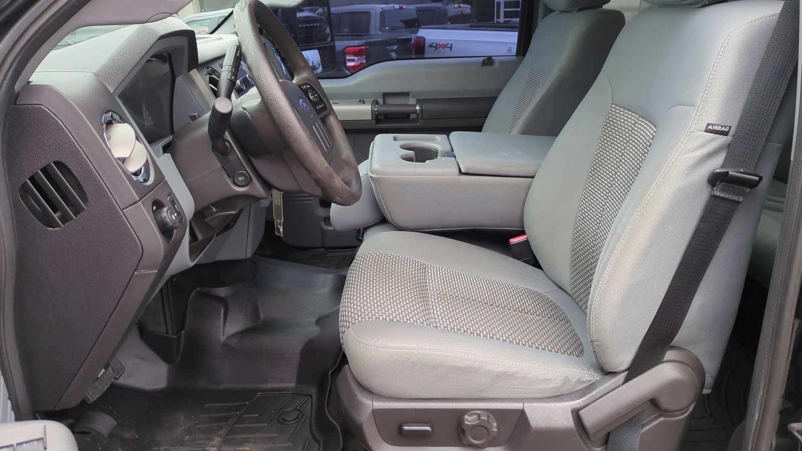 Thumbnail: 2016 Ford F-250 - 18