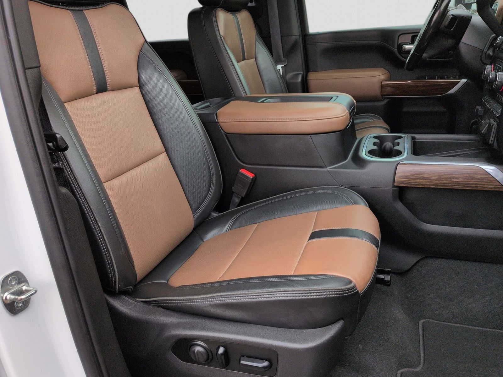 Thumbnail: 2021 Chevrolet Silverado 2500 - 28