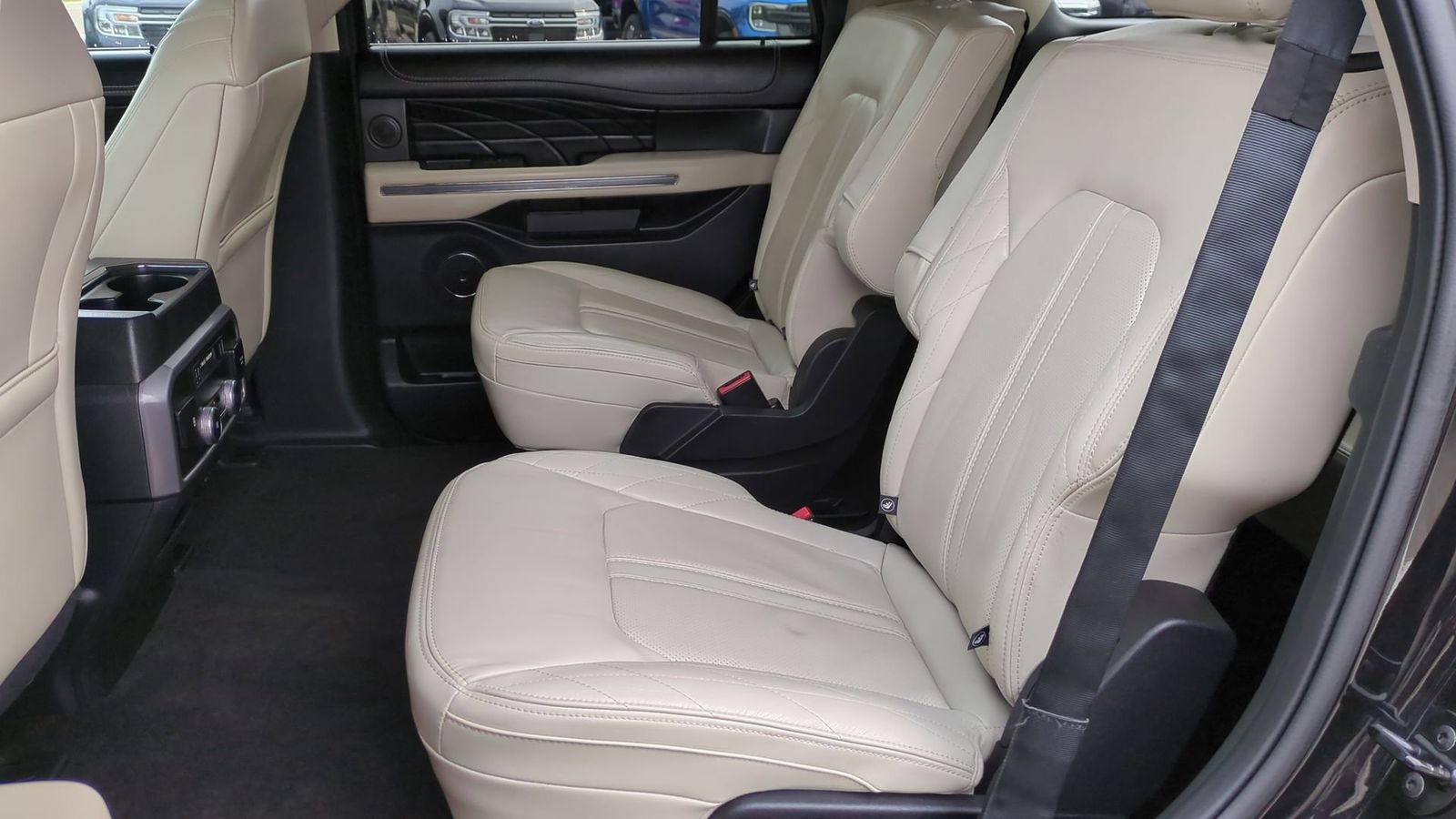 2020 Ford Expedition Platinum 20