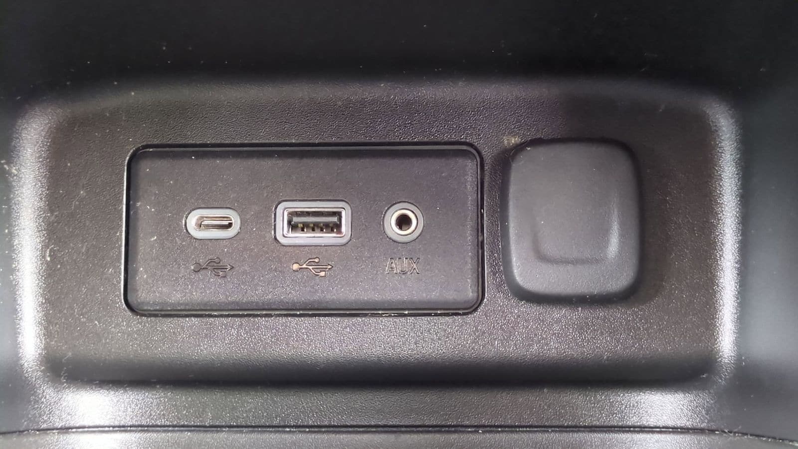 Thumbnail: 2019 Chevrolet Equinox - 36